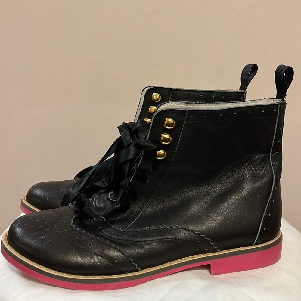 Girl's Brogue Boot